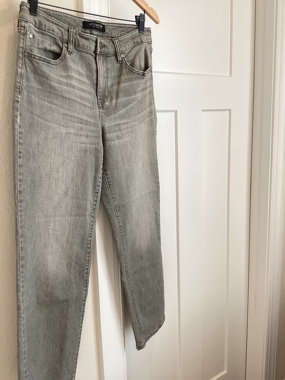 Liverpool Straight Leg Jean High Rise Ankle Size 8 29 Gray Black - Picture 3 of 11